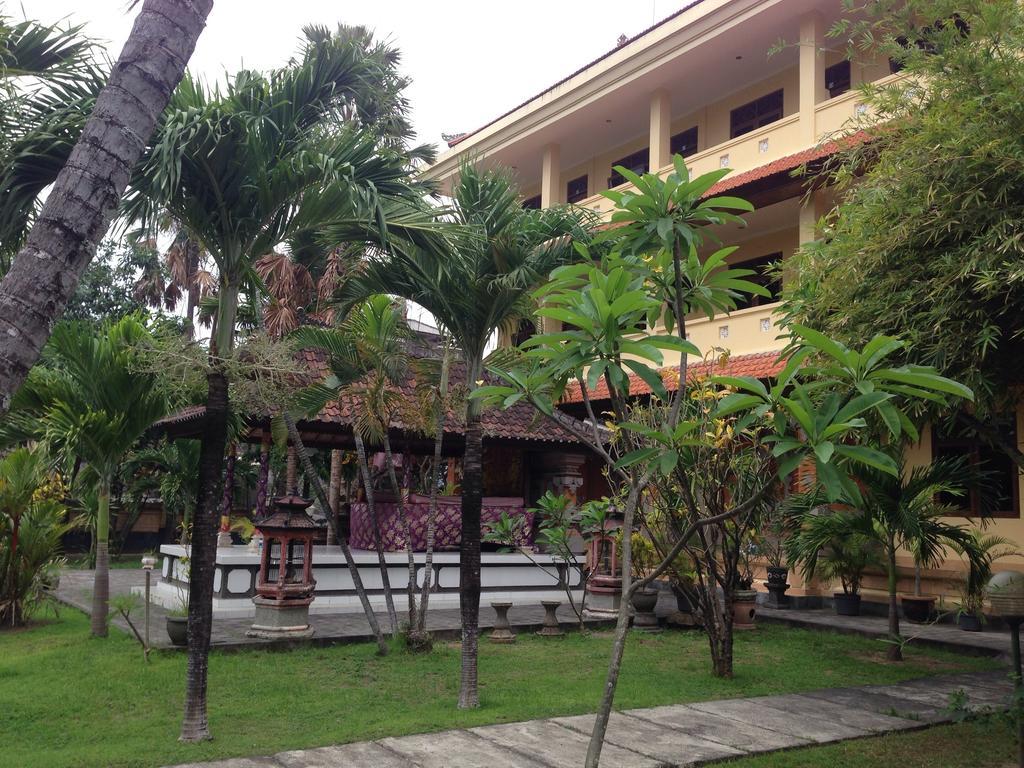Mekar Jaya Bungalows Kuta  Luaran gambar