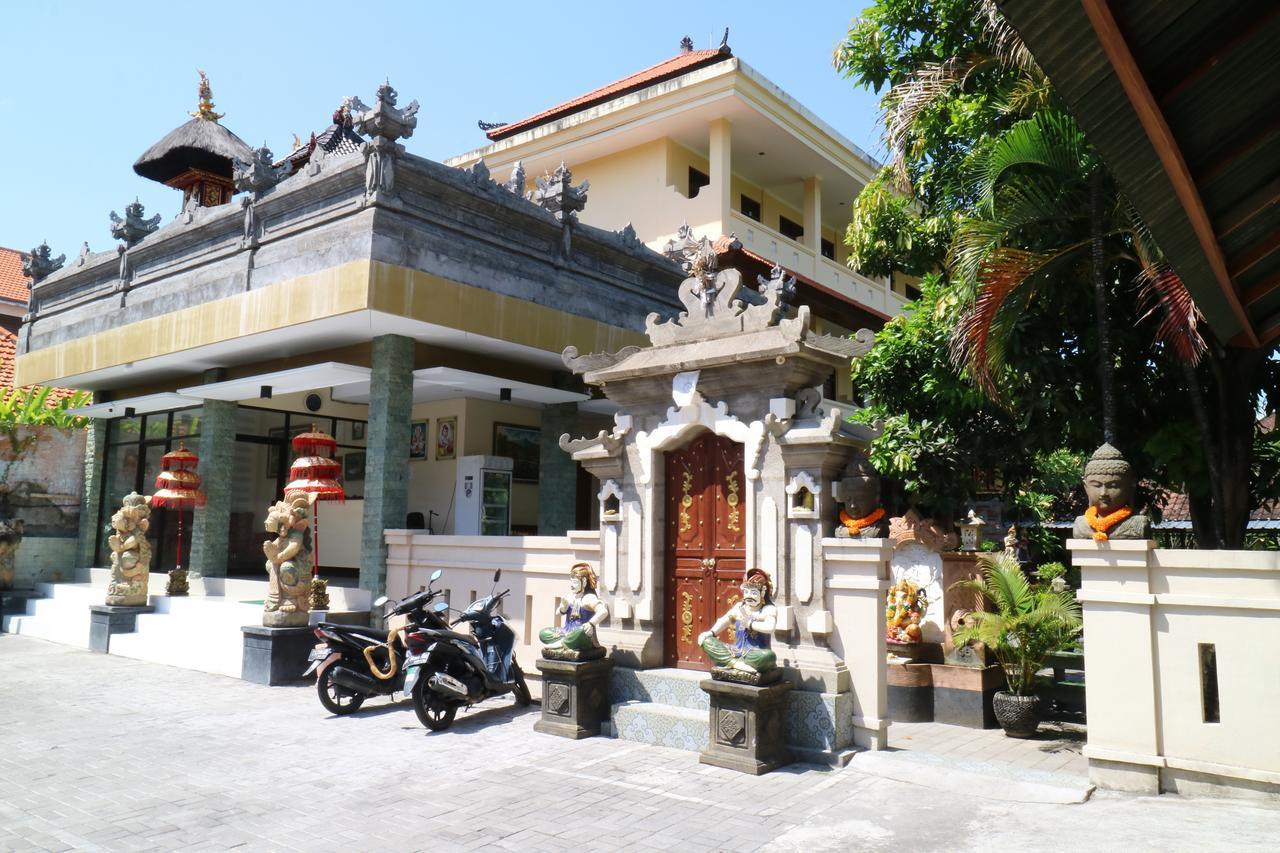 Mekar Jaya Bungalows Kuta  Luaran gambar