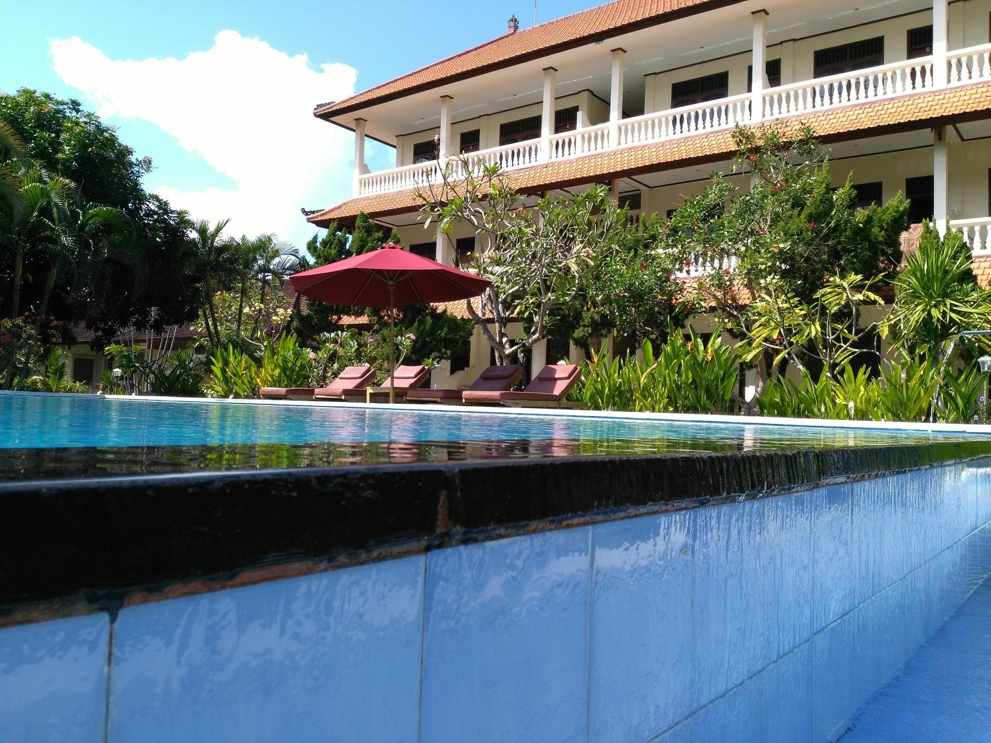 Mekar Jaya Bungalows Kuta  Luaran gambar